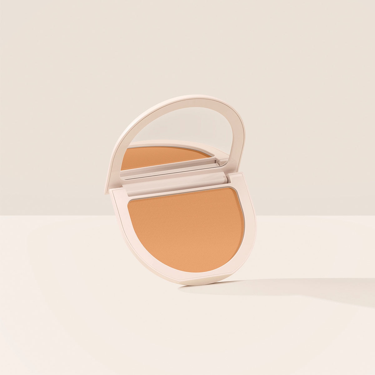 TRUE TO MYSELF TINTED PRESSED TALC-FREE FINISHING POWDER (POLVO FIJADOR PARA ROSTRO)